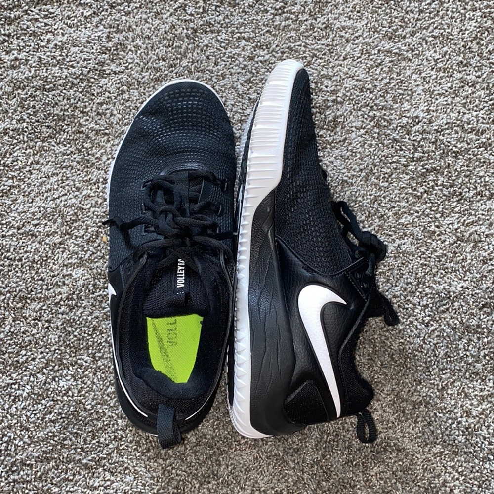 Nike Women’s Volleyball Shoes
